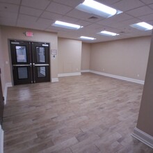 4250 Crums Mill Rd, Harrisburg, PA for lease Lobby- Image 1 of 15