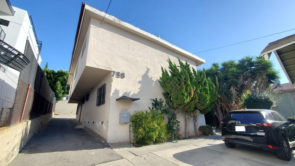 756 Hyperion Ave, Los Angeles, CA for sale - Building Photo - Image 2 of 20