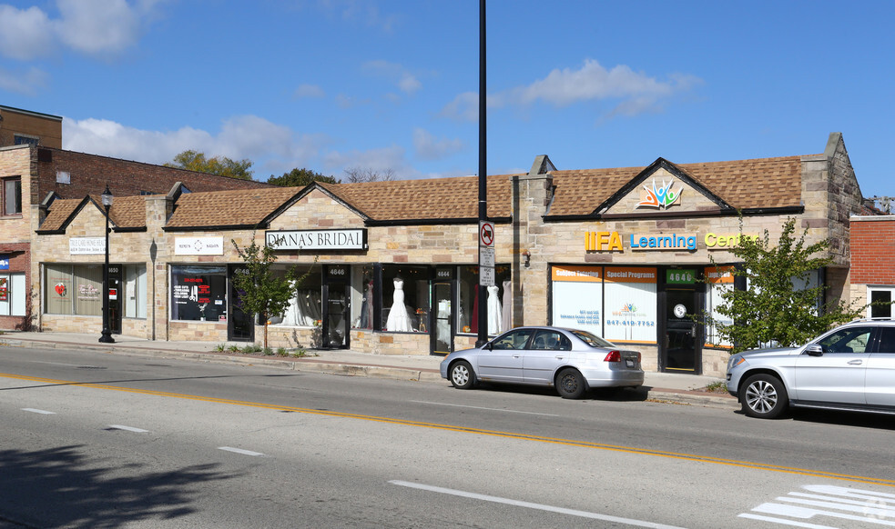 4640-4650 Oakton St, Skokie, IL for lease - Building Photo - Image 1 of 50