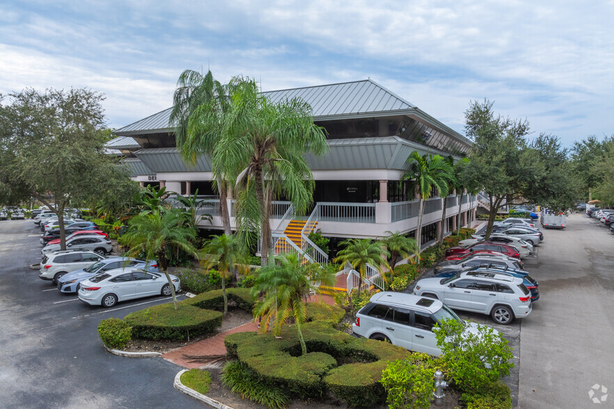 21301 Powerline Rd, Boca Raton, FL for lease - Building Photo - Image 3 of 23