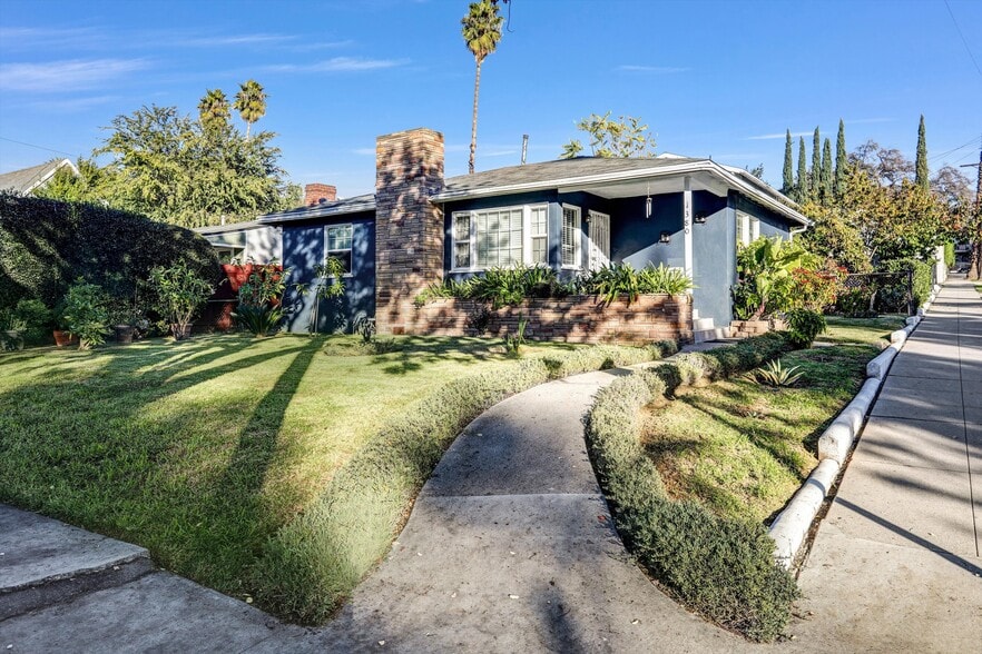1380 Glen Ave, Pasadena, CA for sale - Primary Photo - Image 2 of 50