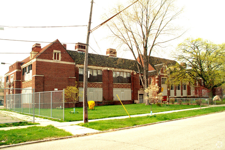 355 Phillip St, Detroit, MI for sale - Primary Photo - Image 1 of 1