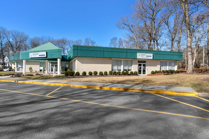 271 Route 25A, Wading River, NY for lease - Building Photo - Image 1 of 25