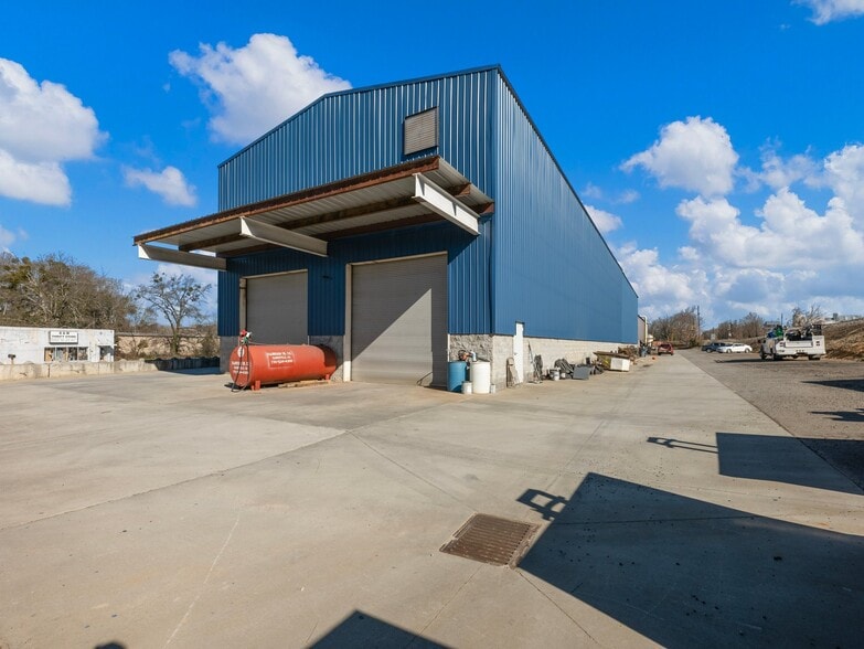 1205 Industrial Blvd, Gainesville, GA for sale - Building Photo - Image 2 of 49