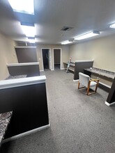 18582 Beach Blvd, Huntington Beach, CA for lease Interior Photo- Image 2 of 2