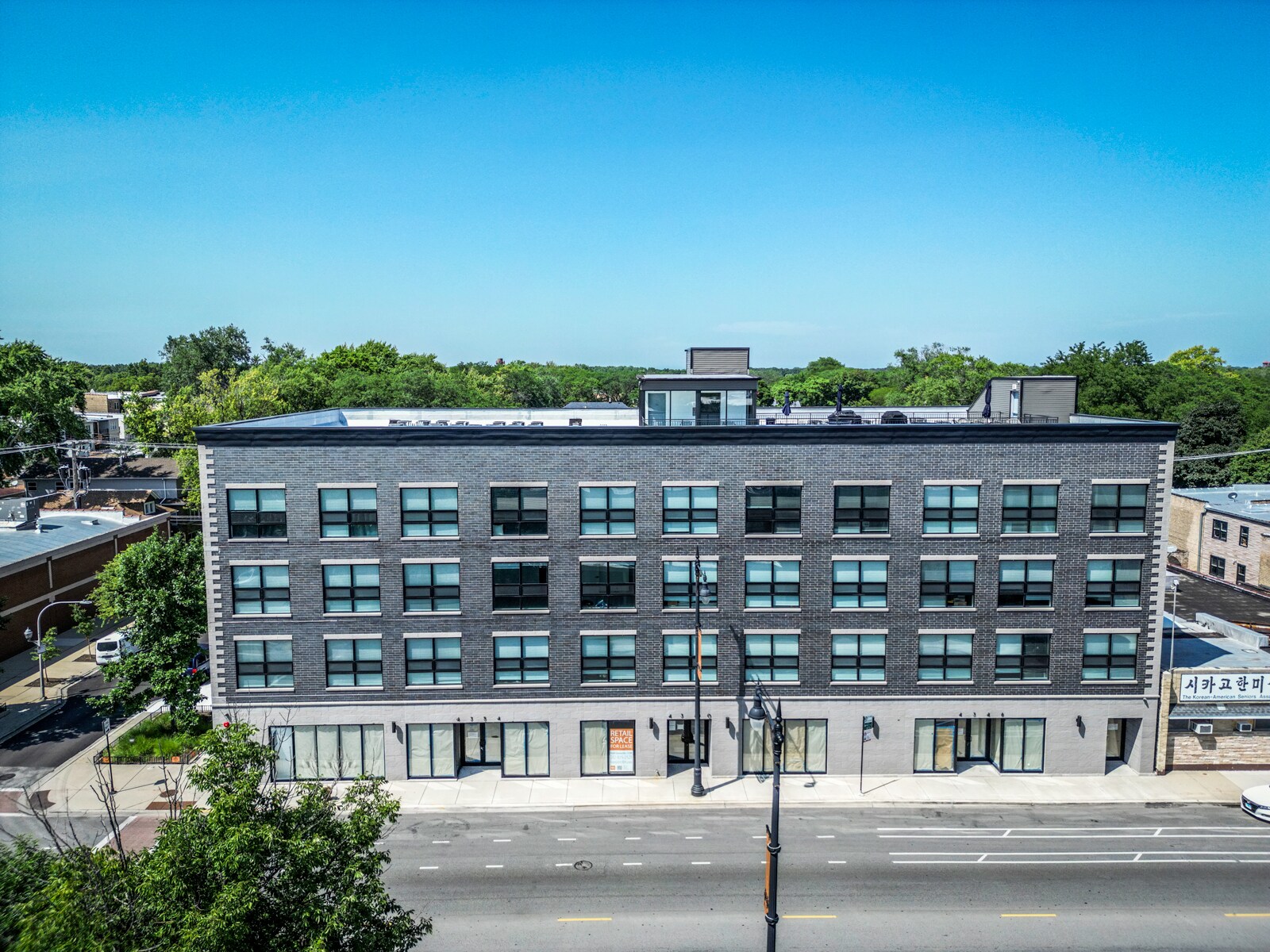 4346 W Lawrence Ave, Chicago, IL for lease Building Photo- Image 1 of 2