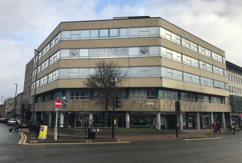 Market Street, Huddersfield for lease - Building Photo - Image 2 of 7