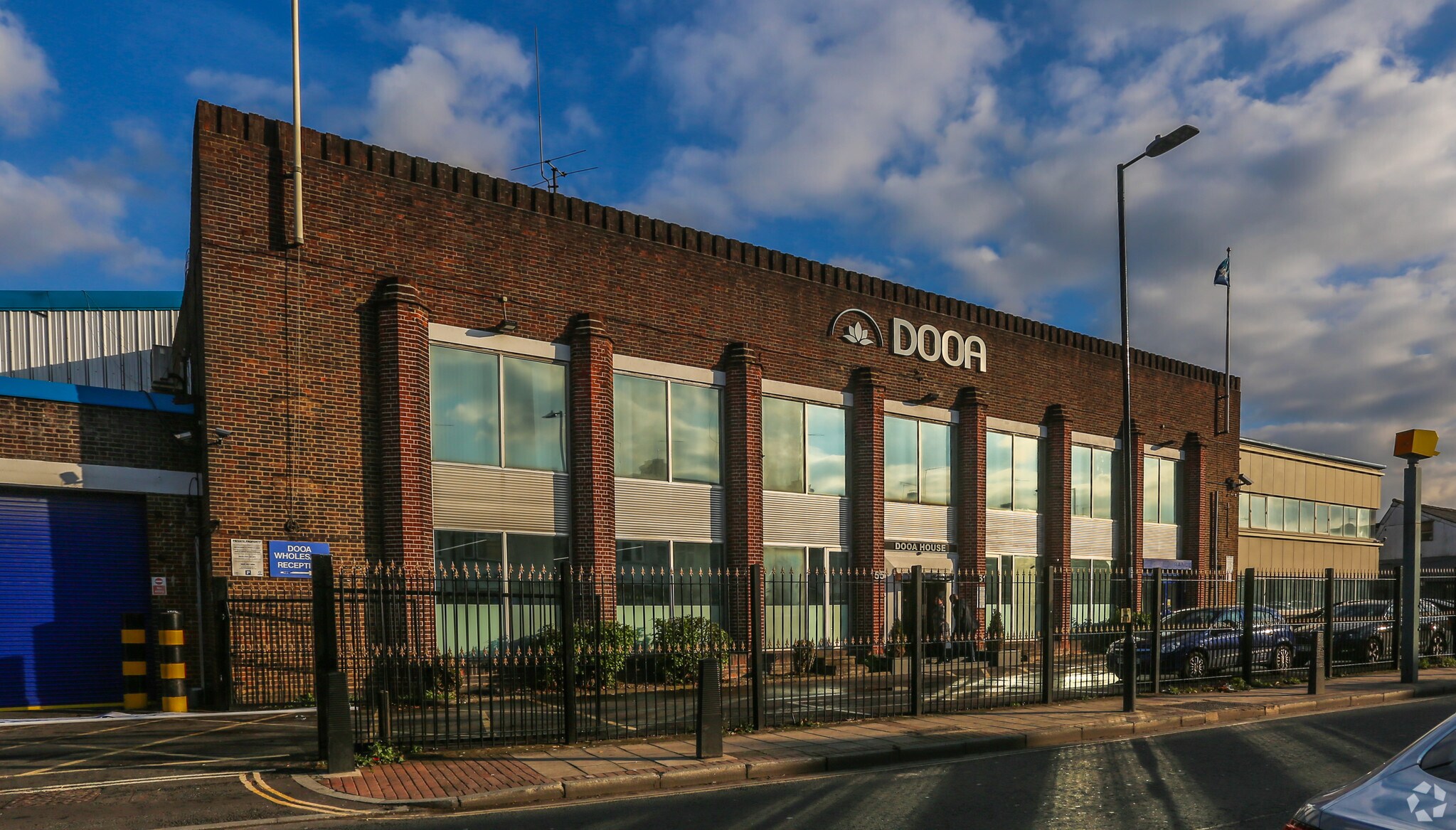 55-61 North Acton Rd, London for sale Building Photo- Image 1 of 1