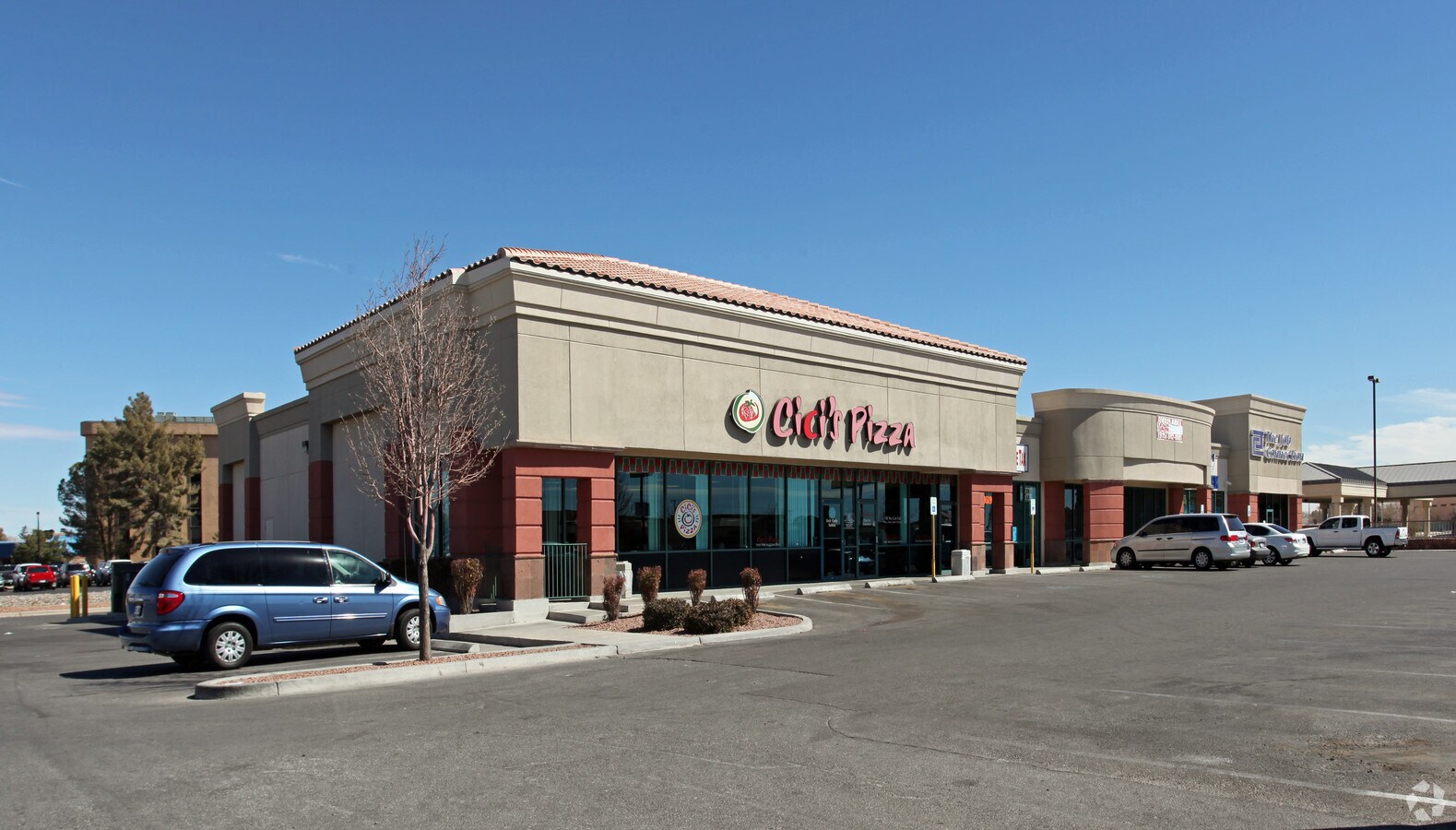 8855 Viscount, El Paso, TX 79912