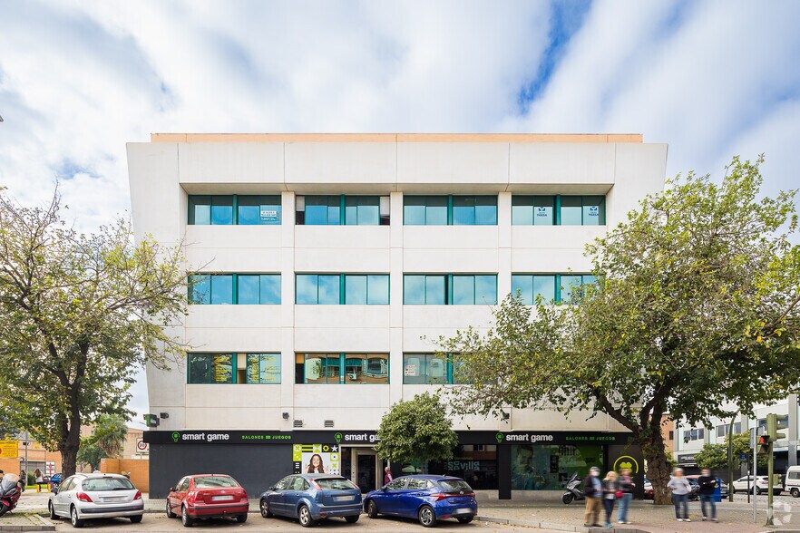 Office in Sevilla, Sevilla for sale - Building Photo - Image 3 of 3
