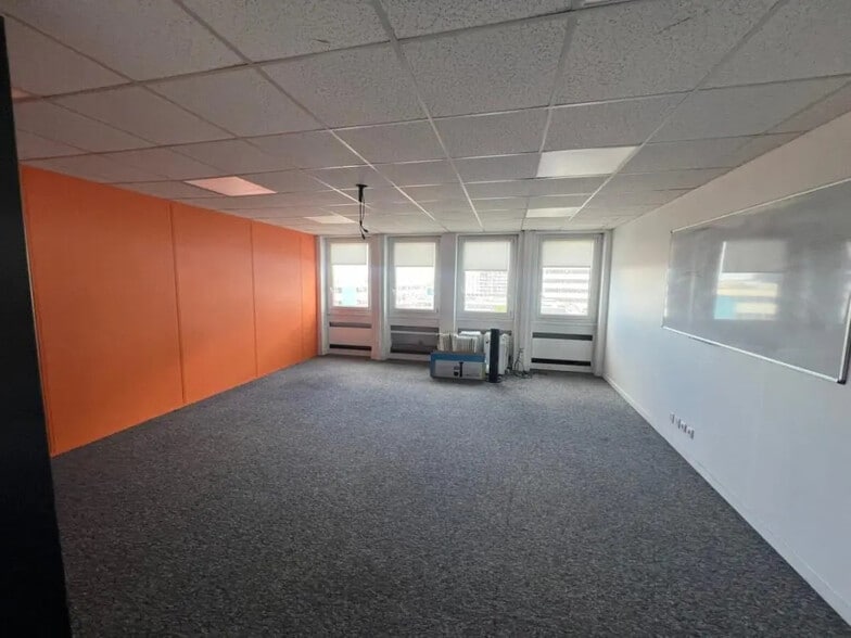 1 Voie Felix Eboue, Créteil for sale - Building Photo - Image 3 of 22