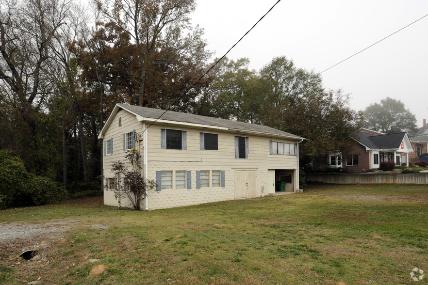 45 S Center St, Winder, GA for sale - Primary Photo - Image 1 of 1