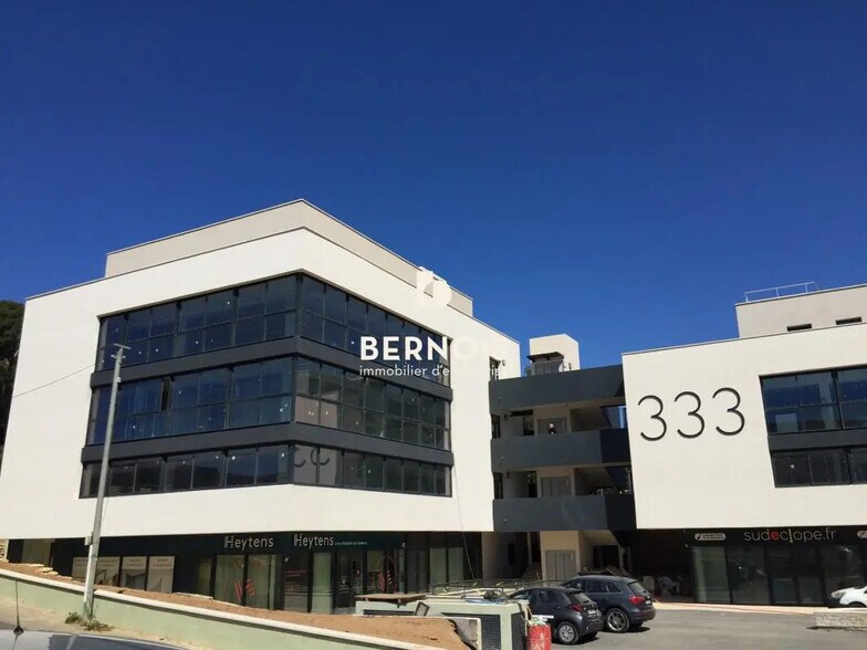 Retail in La Seyne-sur-Mer for lease - Building Photo - Image 2 of 29