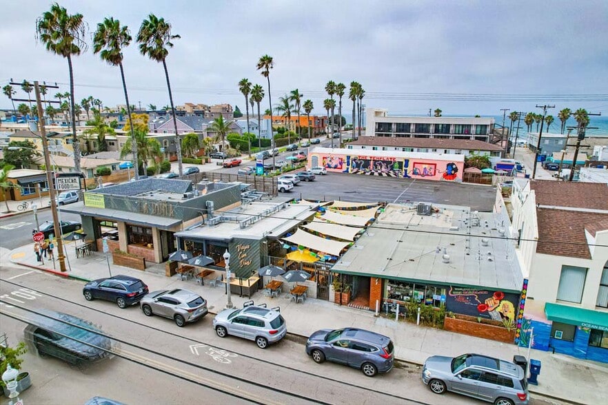 Ocean Beach Collective portfolio of 4 properties for sale on LoopNet.com - Building Photo - Image 2 of 12