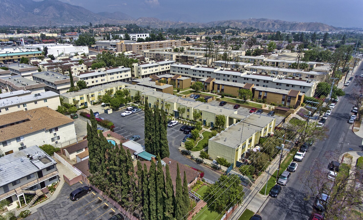 13002 Dronfield Ave, Sylmar, CA 91342