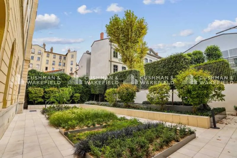 27 Rue Auguste Comte, Lyon for lease - Building Photo - Image 2 of 5