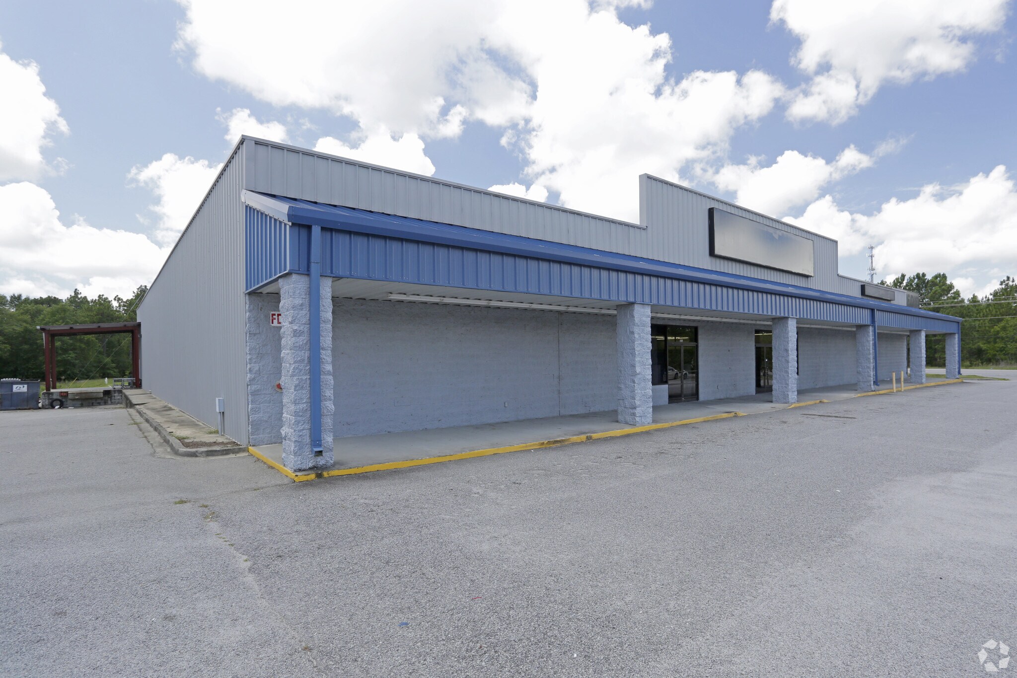 106 Jimmy Martin Cir, Gaston, SC for sale Primary Photo- Image 1 of 1