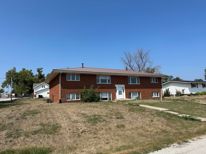 201 1st Ave, Keystone, IA 52249