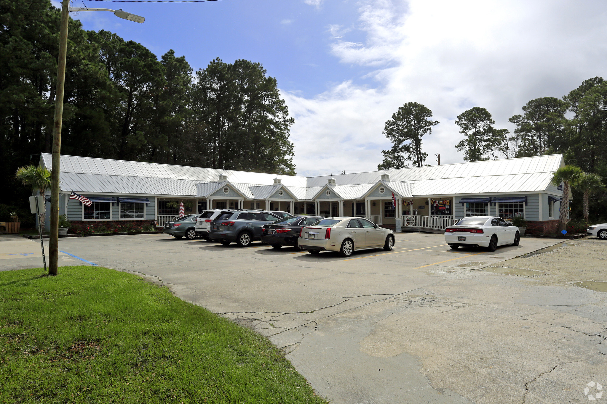 10080 OCEAN Hwy, Pawleys Island, SC for lease Primary Photo- Image 1 of 19