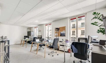 10 Rue De Rome, Paris for lease Interior Photo- Image 2 of 7