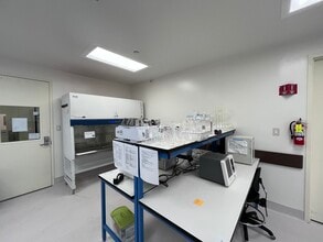 319 N Bernardo Ave, Mountain View, CA for lease Building Photo- Image 2 of 4