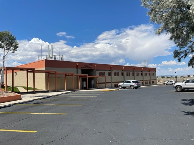 1208 Hilltop Dr, Rock Springs, WY for lease - Building Photo - Image 1 of 9