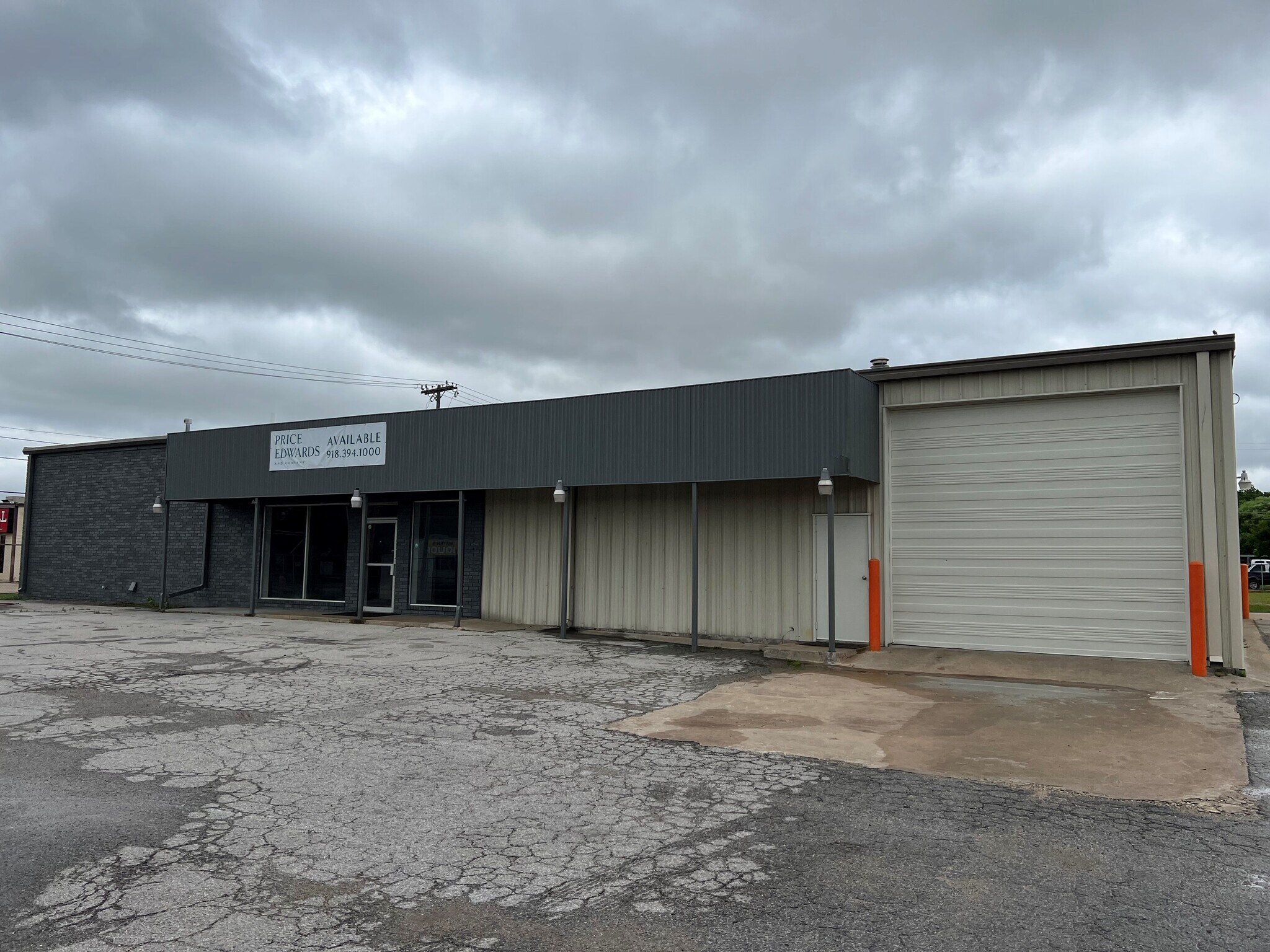 1711 N Sheridan Rd, Tulsa, OK for sale Primary Photo- Image 1 of 1