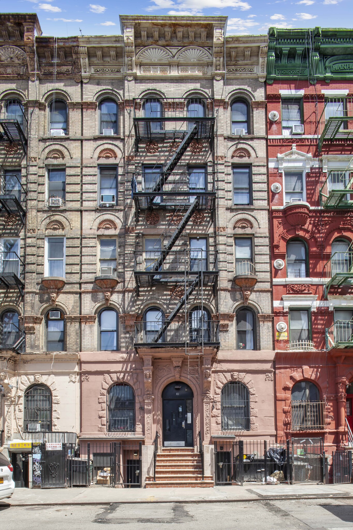 41 Henry St, New York, NY 10002 - Multifamily for Sale | LoopNet