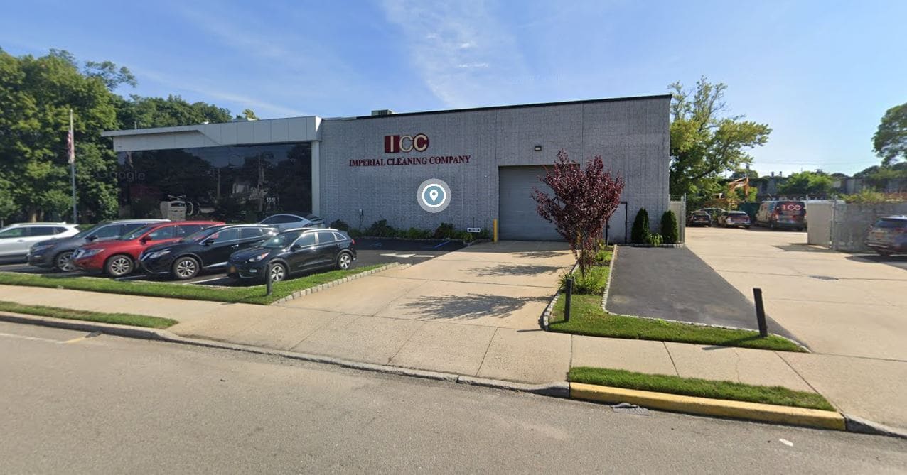 151 Dixon Ave, Amityville, NY for lease Primary Photo- Image 1 of 5