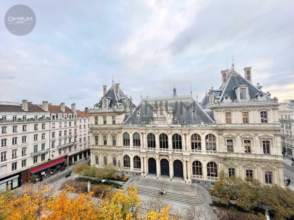 Location Bureaux 150 m² - Photo 1