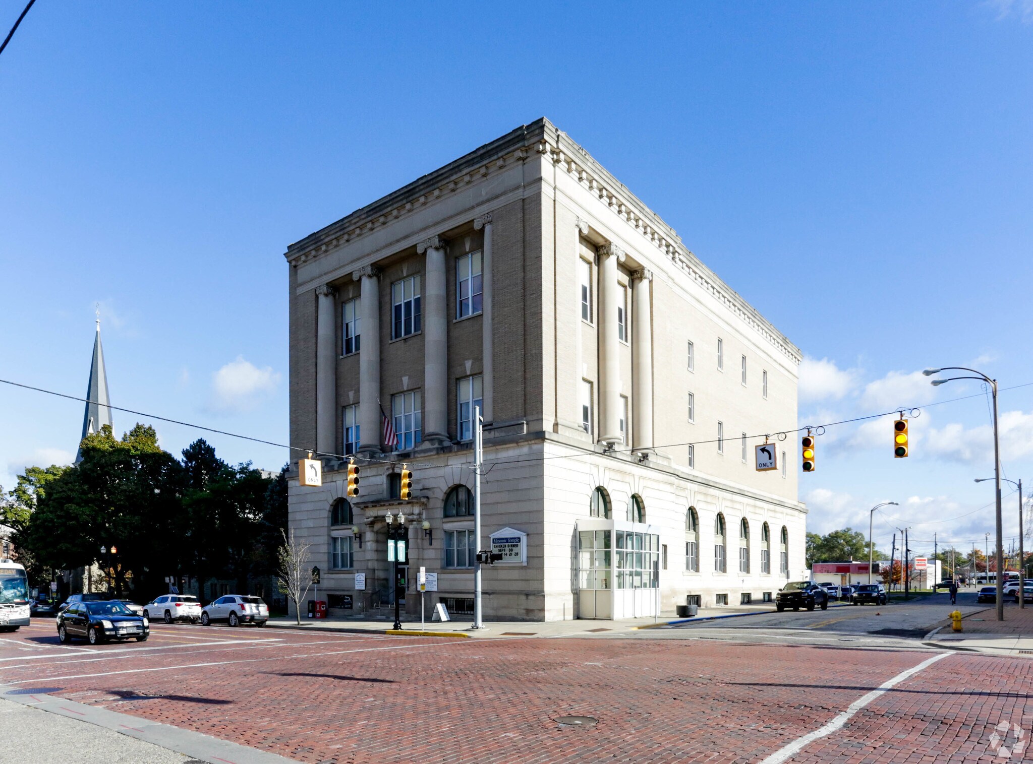 755 S Saginaw St, Flint, MI for sale Primary Photo- Image 1 of 1