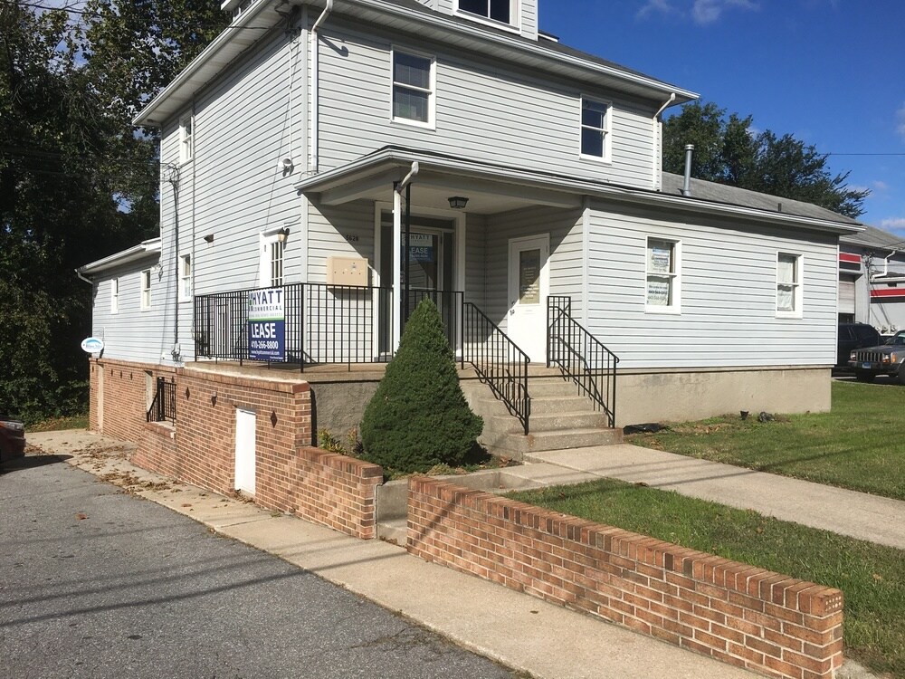 5626 Southwestern Blvd, Arbutus, MD for lease Building Photo- Image 1 of 6