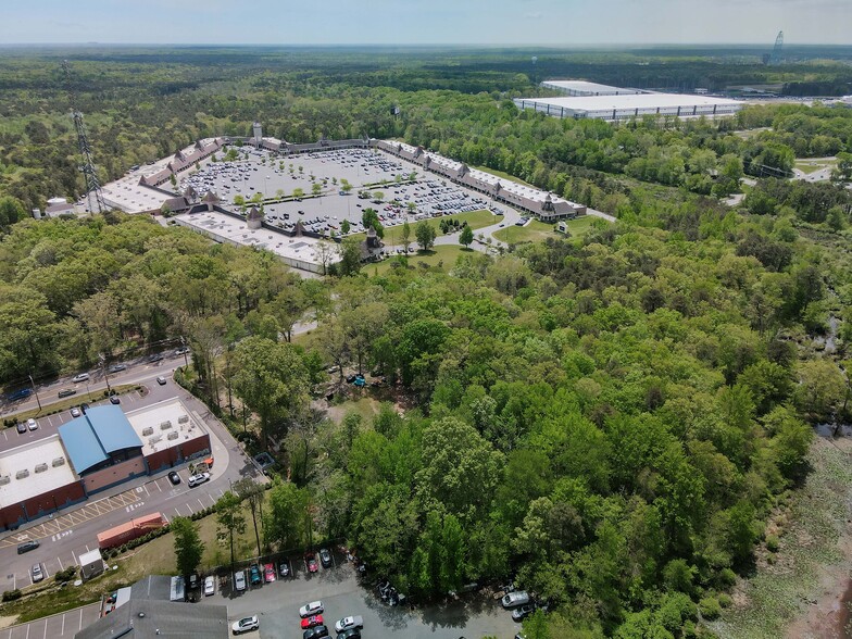 512 Monmouth Rd, Jackson Township, NJ for sale - Aerial - Image 1 of 24