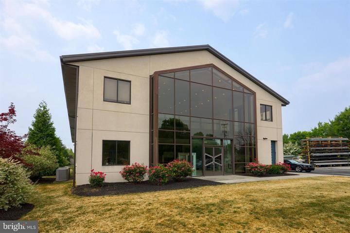 206 W Kendig Rd, Willow Street, PA for lease - Building Photo - Image 3 of 15