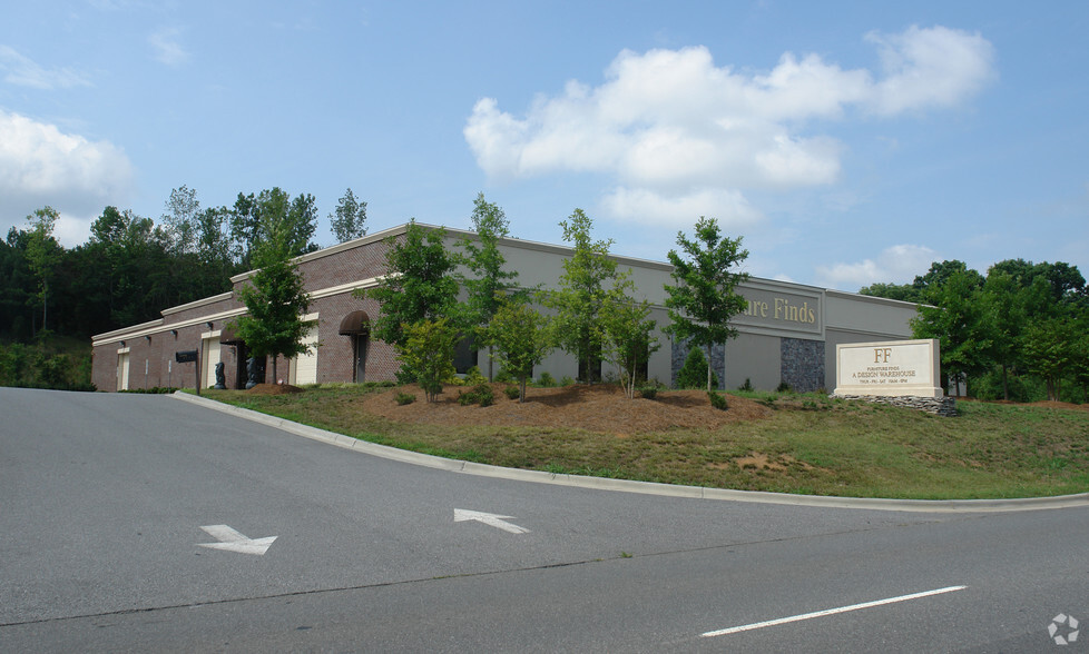 2823 Celanese Rd, Rock Hill, SC for lease - Primary Photo - Image 1 of 6