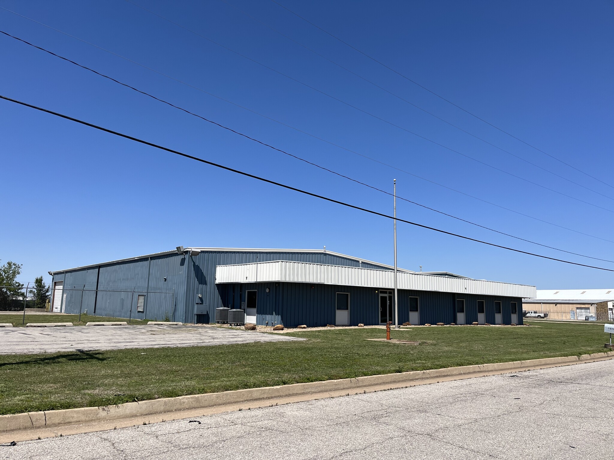 7915 SW 34th St, Oklahoma City, OK 73179 - Industrial for Lease | LoopNet