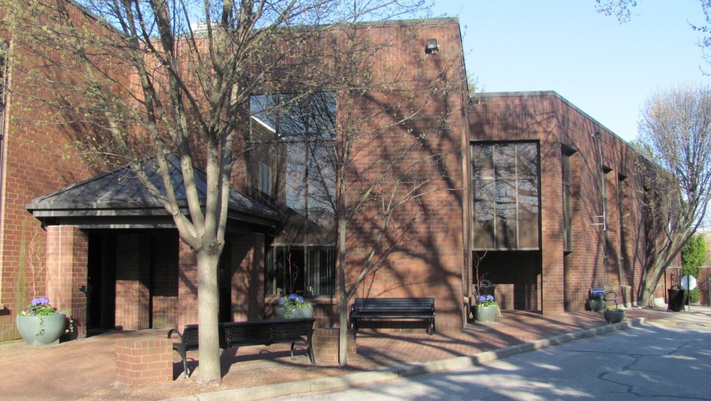 2518 Post Rd, Warwick, RI 02886 C Office/Classroom Building