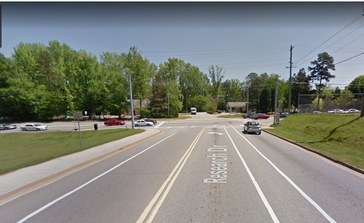 1555 Shoals Rd, Athens, GA 30605