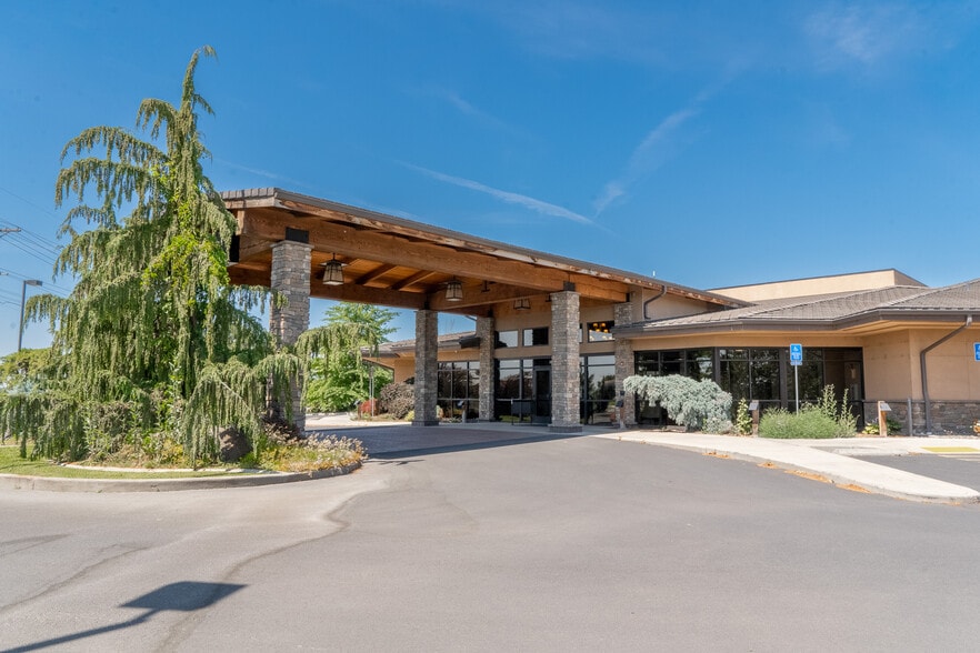 1122 W Elm Ave, Hermiston, OR 97838 Flex for Sale