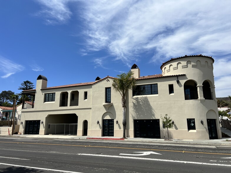 1571 E Main St, Ventura, CA for lease - Building Photo - Image 2 of 4