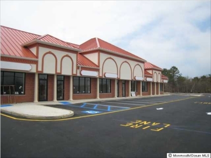 708 Fischer Blvd, Toms River, NJ for lease - Building Photo - Image 2 of 3