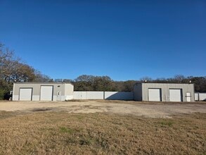 870 N Mayhill Rd, Denton, TX for lease Interior Photo- Image 2 of 11