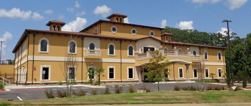 1401 Kanis Park Dr, Little Rock, AR for lease - Building Photo - Image 3 of 8