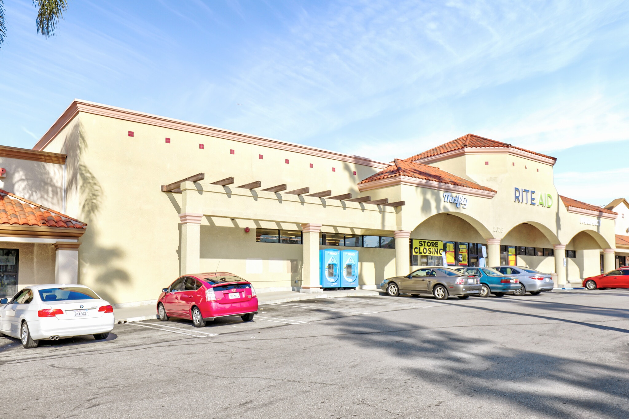 2005-2099 E Washington St, Colton, CA for lease Building Photo- Image 1 of 4