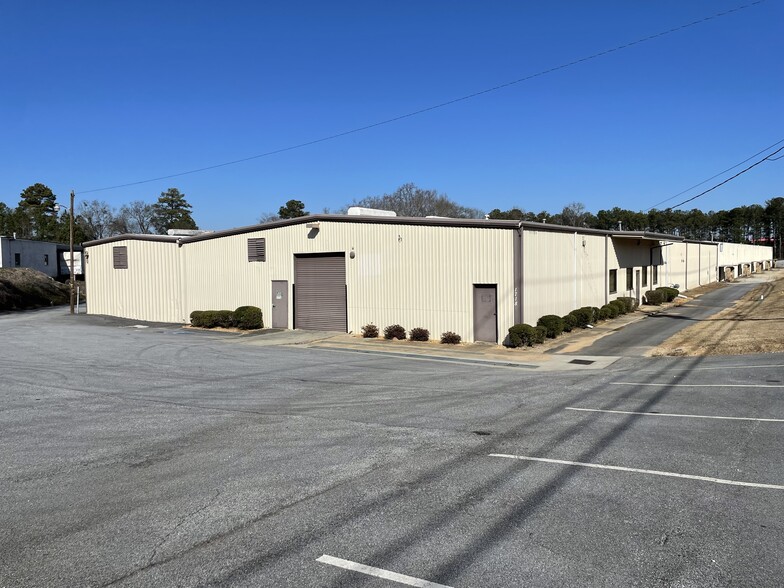 1718 Highway 138 NE, Conyers, GA for lease - Building Photo - Image 2 of 3