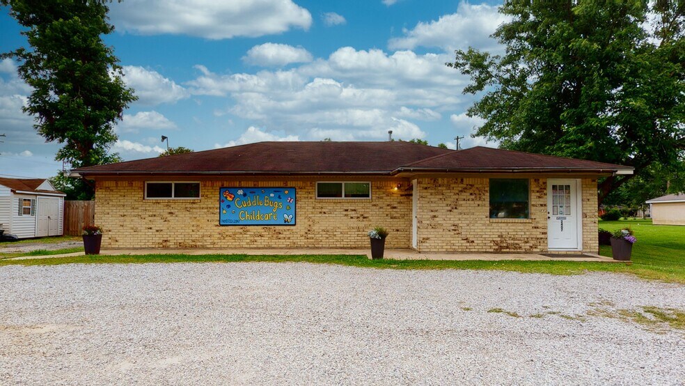 2407 8th St, Port Neches, TX for sale - Primary Photo - Image 1 of 1