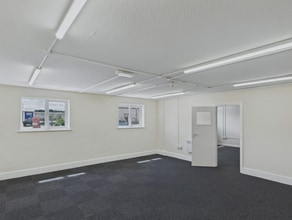 Glendale Ave, Deeside for lease Interior Photo- Image 2 of 2