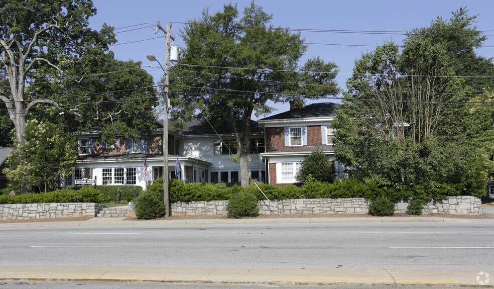 415 Rutherford St, Greenville, SC 29609