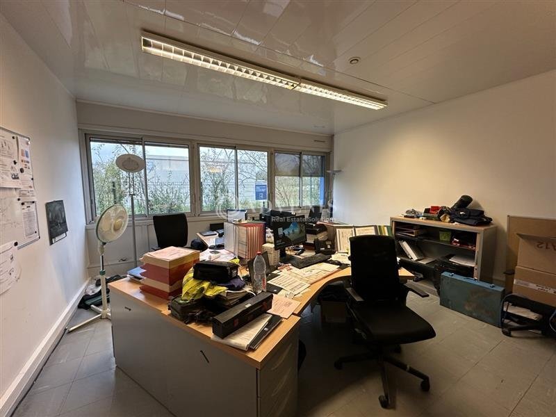 Flex in Vittel for lease Building Photo- Image 1 of 9