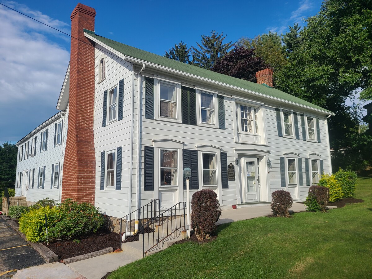 555 E Main St, Somerset, PA 15501